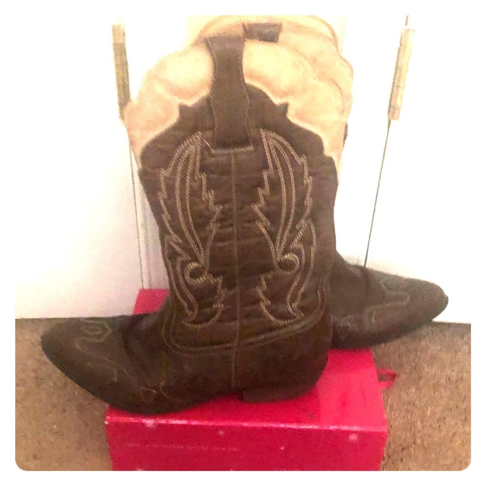 Cowboy boots